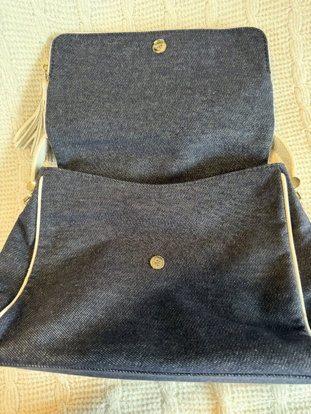 Kate Spade denim crossbody - Picture 3 of 12
